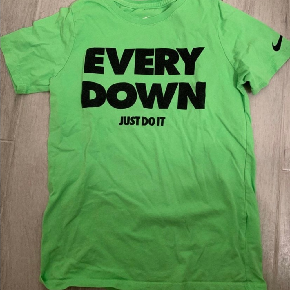 Nike Green Kid’s Shirt